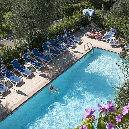 Hotel Garden Limone sul Garda Ngoại thất bức ảnh