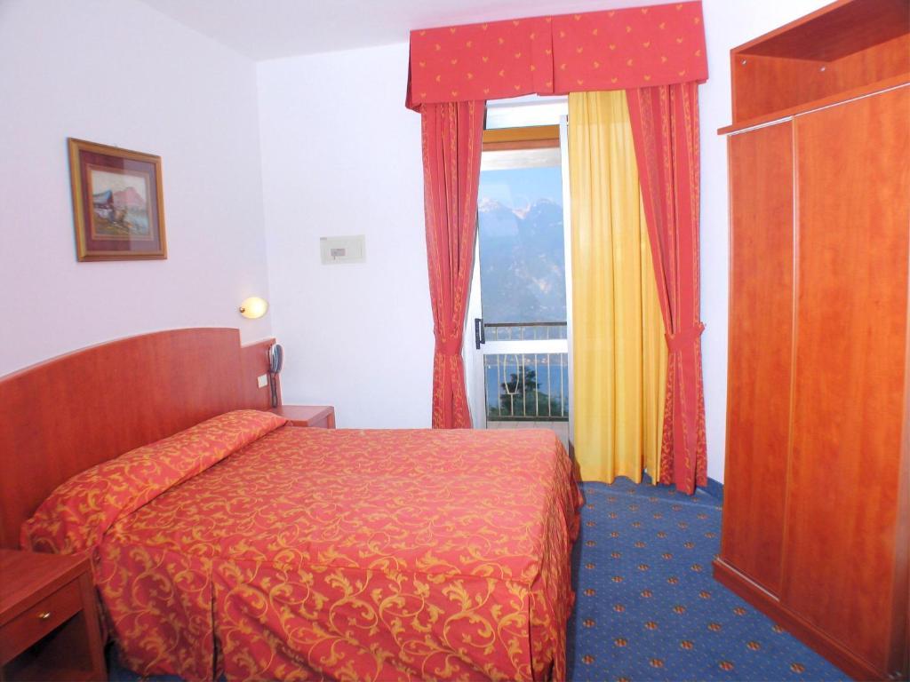 Hotel Garden Limone sul Garda Phòng bức ảnh