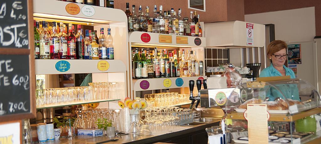 Hotel Garden Limone sul Garda Ngoại thất bức ảnh
